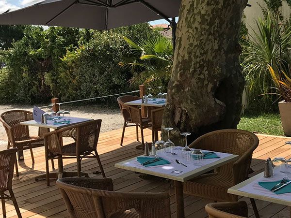RESTAURANT HOTEL** - LA CÔTE D’ARGENT